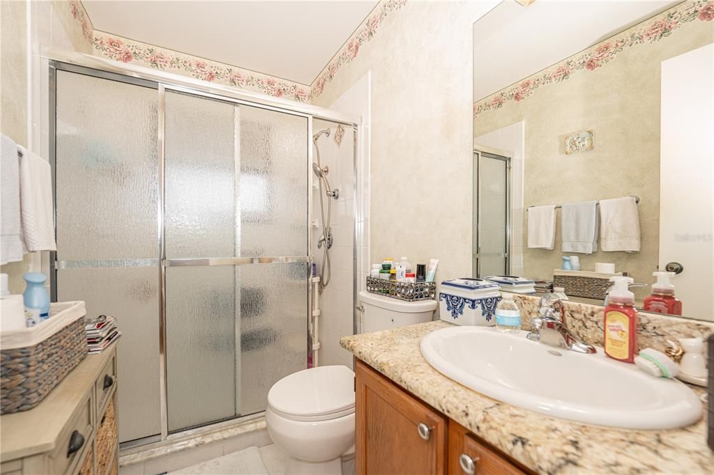 For Sale: $234,900 (2 beds, 2 baths, 1120 Square Feet)