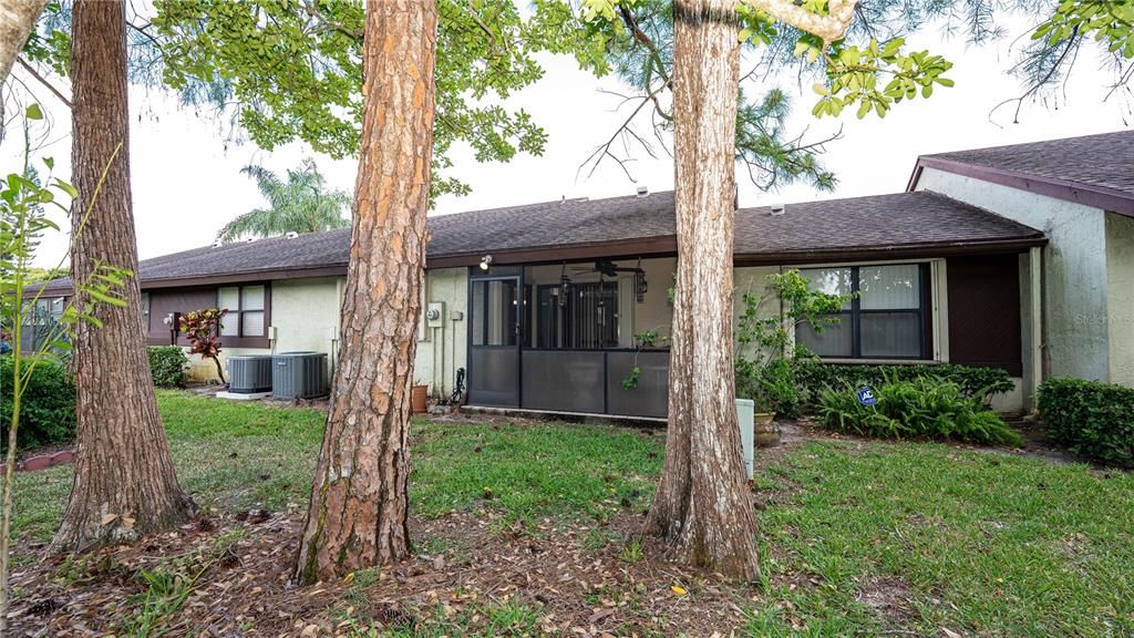 For Sale: $234,900 (2 beds, 2 baths, 1120 Square Feet)