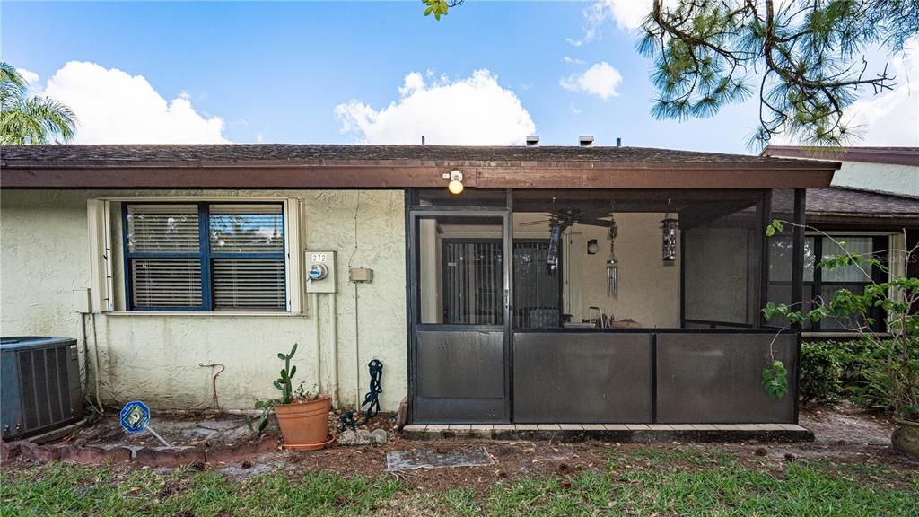 For Sale: $234,900 (2 beds, 2 baths, 1120 Square Feet)