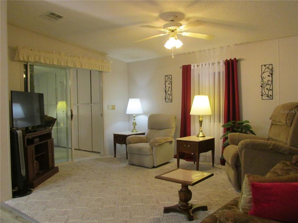 待售: $150,000 (2 贝兹, 2 浴室, 1080 平方英尺)