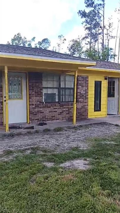 Recientemente alquilado: $1,100 (3 camas, 1 baños, 1496 Pies cuadrados)