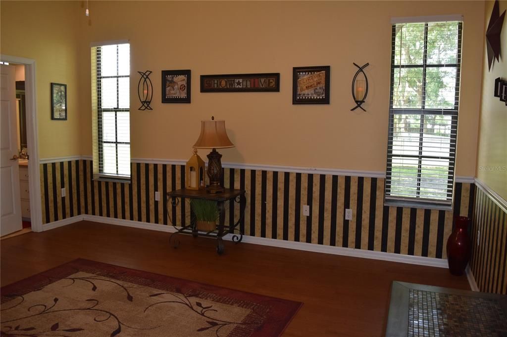 待售: $684,000 (4 贝兹, 3 浴室, 3183 平方英尺)