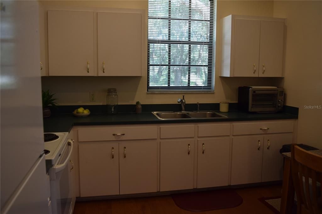 待售: $684,000 (4 贝兹, 3 浴室, 3183 平方英尺)