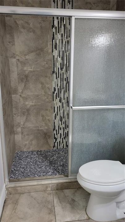 Под контрактом: $1,400 (2 спален, 1 ванн, 847 Квадратных фут)