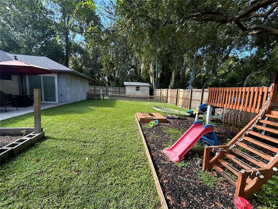 En Venta: $295,000 (3 camas, 2 baños, 1883 Pies cuadrados)