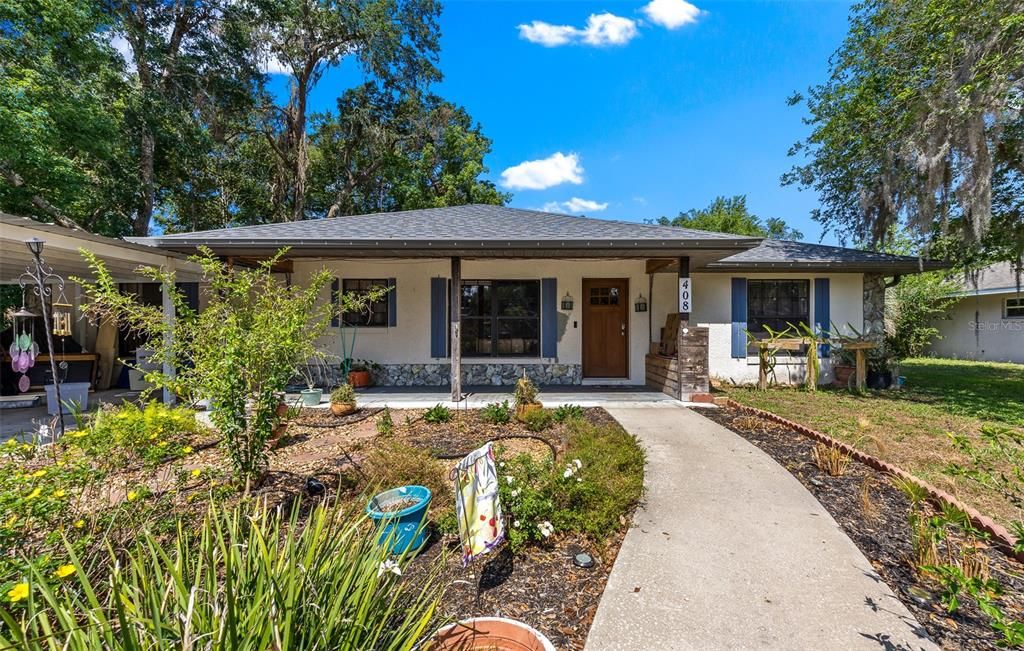 En Venta: $295,000 (3 camas, 2 baños, 1883 Pies cuadrados)