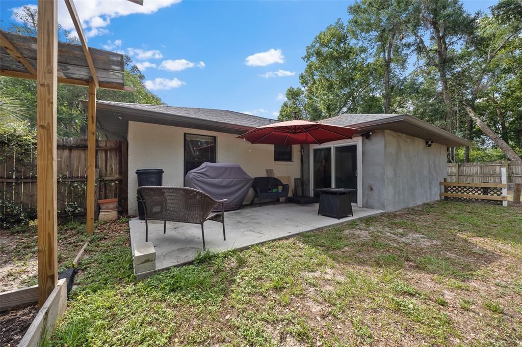 En Venta: $295,000 (3 camas, 2 baños, 1883 Pies cuadrados)