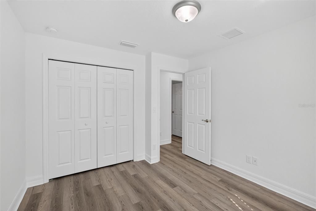 Active With Contract: $299,900 (3 beds, 2 baths, 1272 Square Feet)