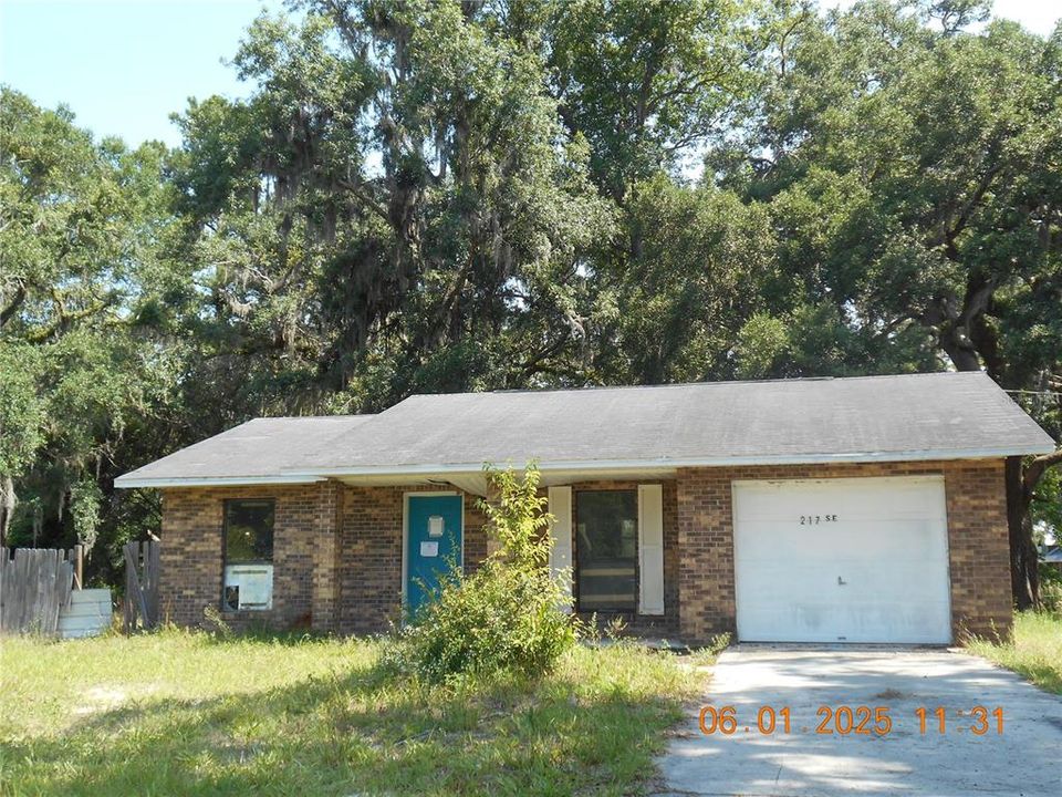 Recently Sold: $92,168 (2 beds, 1 baths, 788 Square Feet)