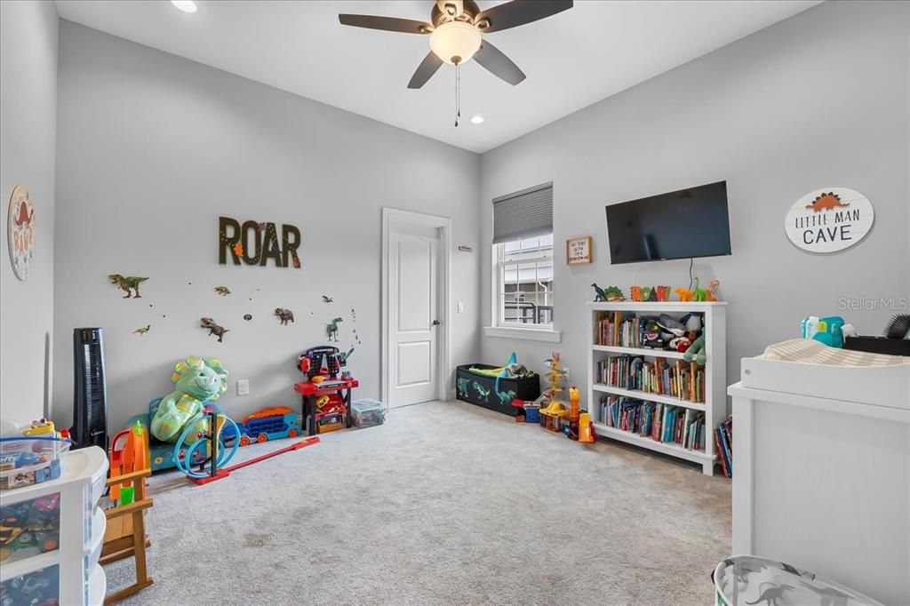 For Sale: $5,500,000 (6 beds, 5 baths, 6972 Square Feet)