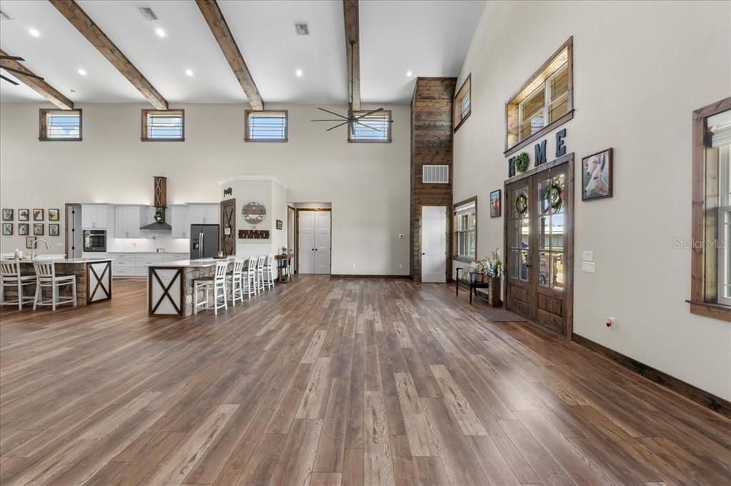 For Sale: $5,500,000 (6 beds, 5 baths, 6972 Square Feet)