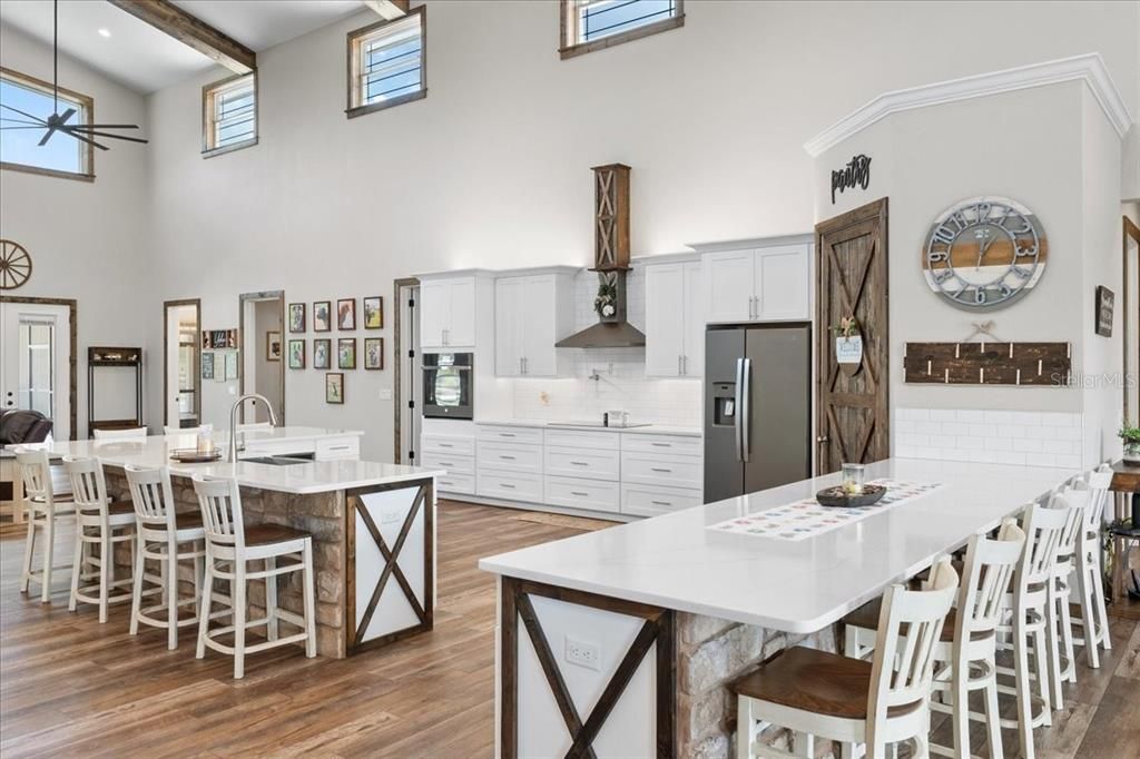 For Sale: $5,500,000 (6 beds, 5 baths, 6972 Square Feet)