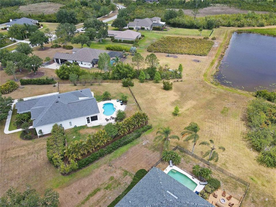 For Sale: $839,000 (5 beds, 3 baths, 2595 Square Feet)