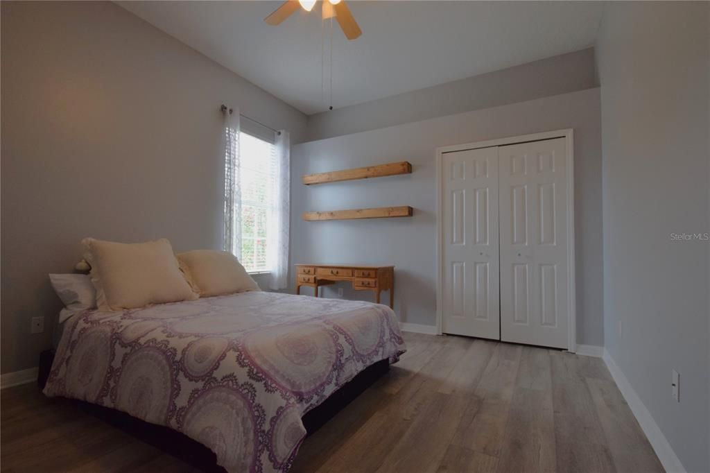 For Sale: $839,000 (5 beds, 3 baths, 2595 Square Feet)