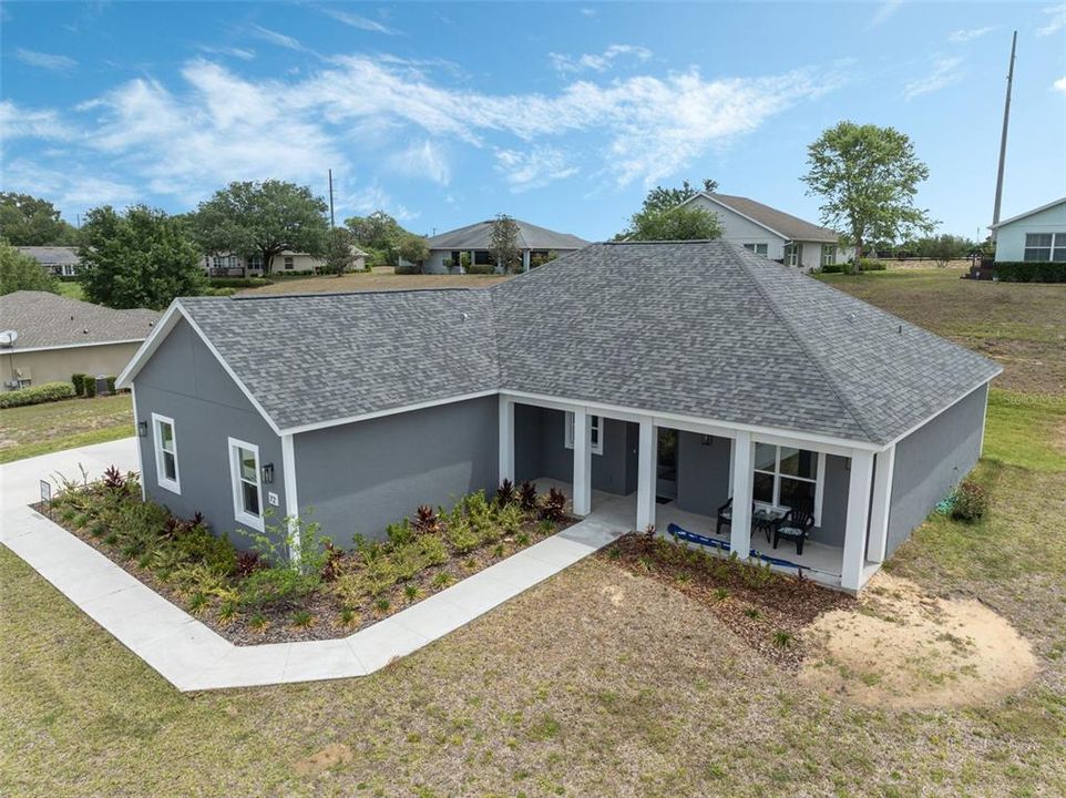 For Sale: $395,900 (3 beds, 2 baths, 1800 Square Feet)