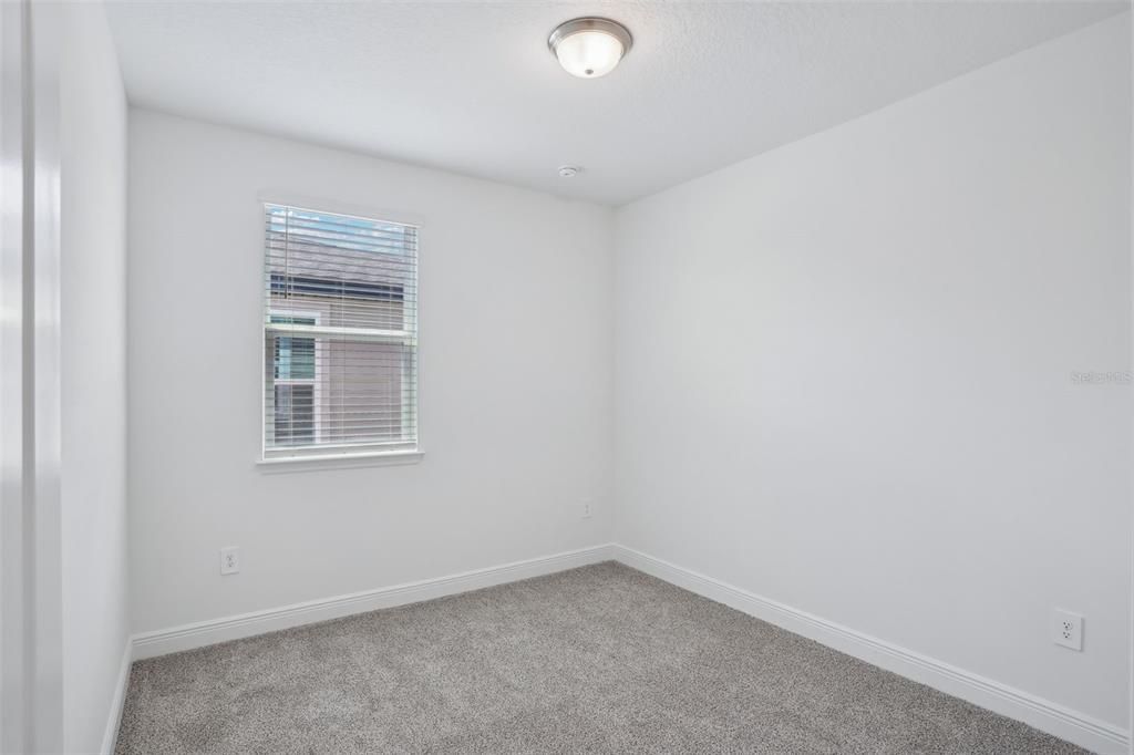 待售: $415,745 (4 贝兹, 2 浴室, 2054 平方英尺)