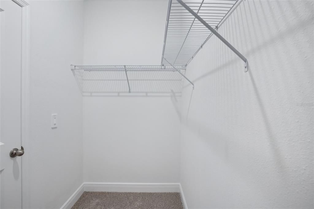 待售: $415,745 (4 贝兹, 2 浴室, 2054 平方英尺)