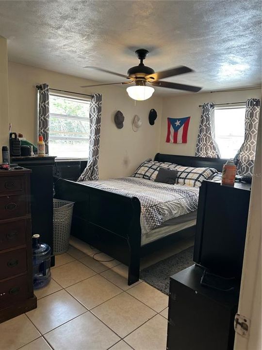 For Sale: $280,000 (5 beds, 2 baths, 1684 Square Feet)