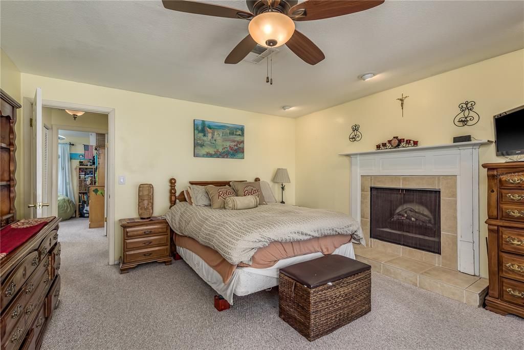 На продажу: $1,599,000 (3 спален, 3 ванн, 1955 Квадратных фут)