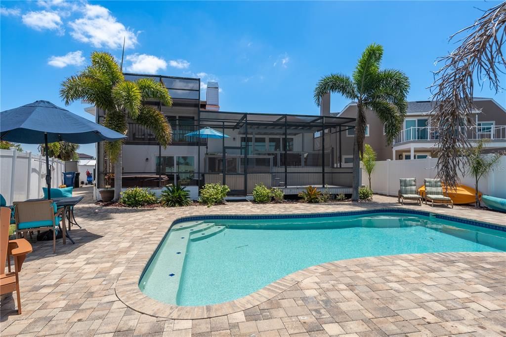 На продажу: $1,599,000 (3 спален, 3 ванн, 1955 Квадратных фут)