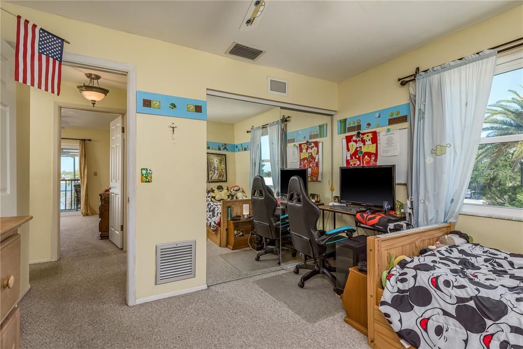 На продажу: $1,599,000 (3 спален, 3 ванн, 1955 Квадратных фут)