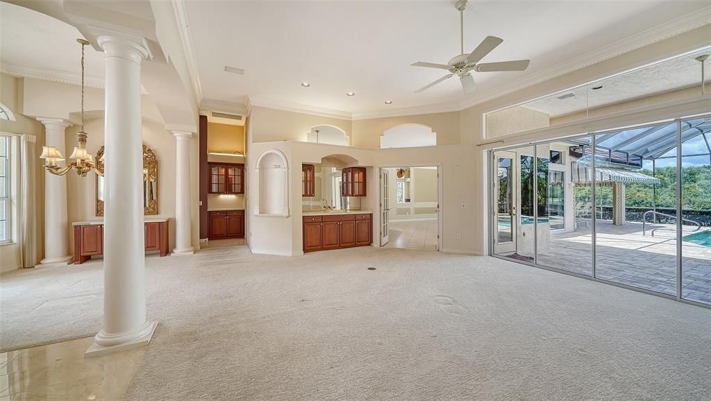 Под контрактом: $1,050,000 (3 спален, 3 ванн, 3021 Квадратных фут)