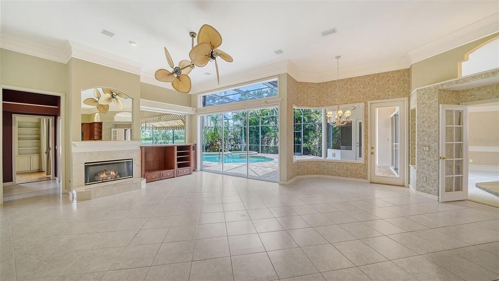 Под контрактом: $1,050,000 (3 спален, 3 ванн, 3021 Квадратных фут)