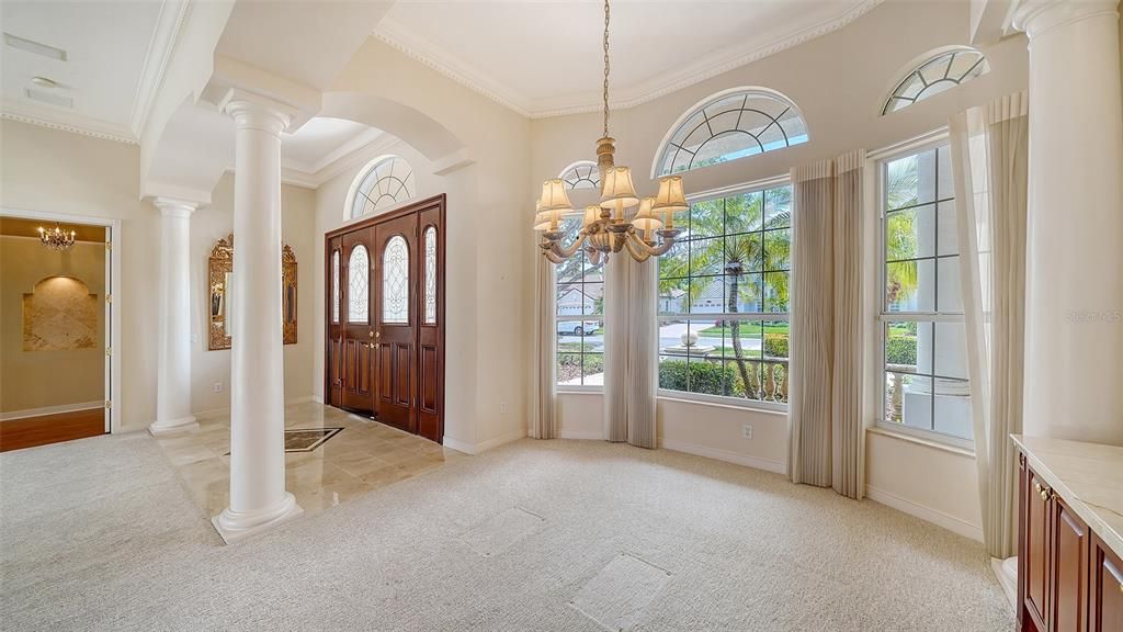 Под контрактом: $1,050,000 (3 спален, 3 ванн, 3021 Квадратных фут)