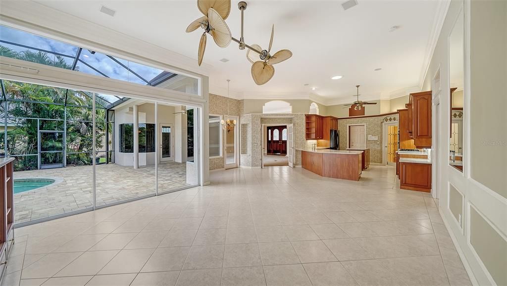 Под контрактом: $1,050,000 (3 спален, 3 ванн, 3021 Квадратных фут)