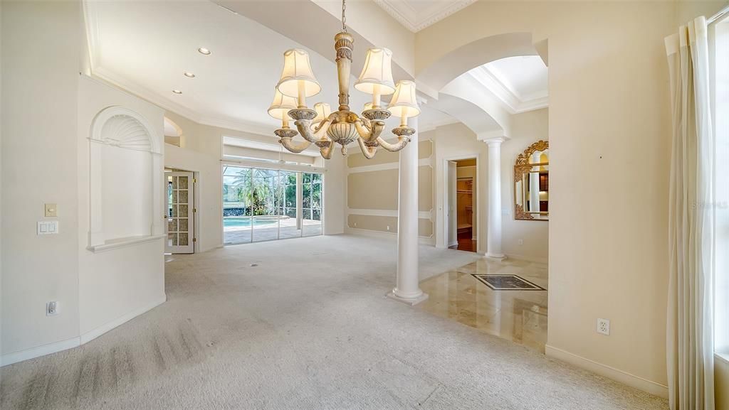 Под контрактом: $1,050,000 (3 спален, 3 ванн, 3021 Квадратных фут)