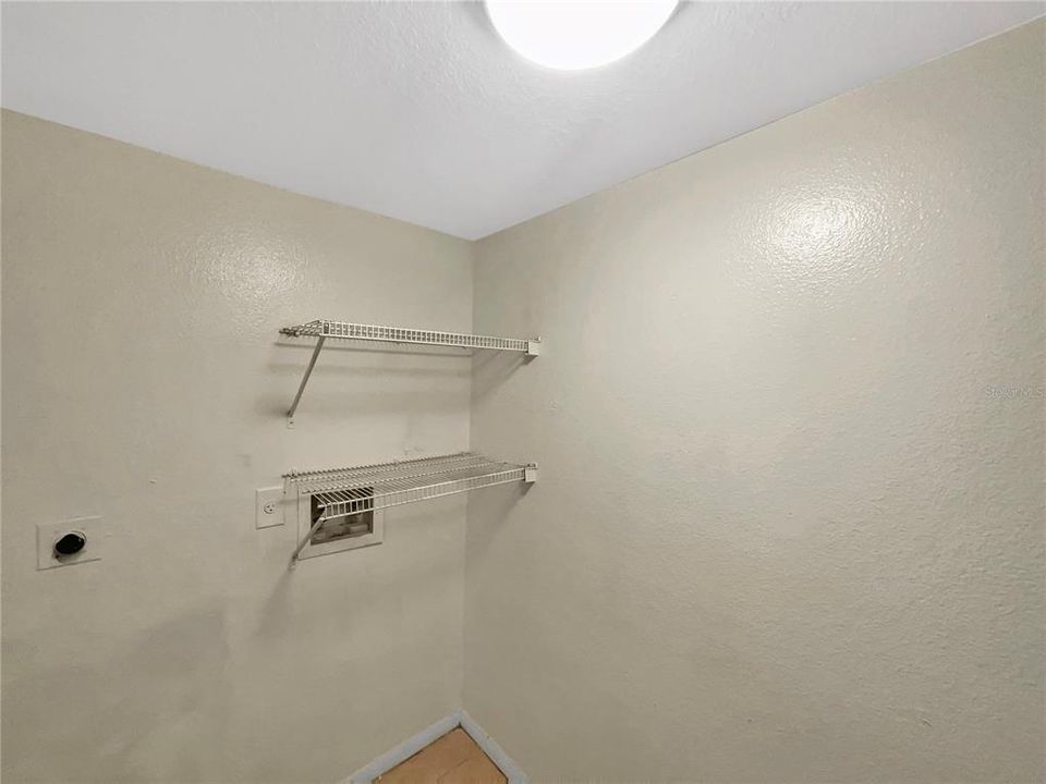 For Sale: $149,000 (2 beds, 2 baths, 1164 Square Feet)