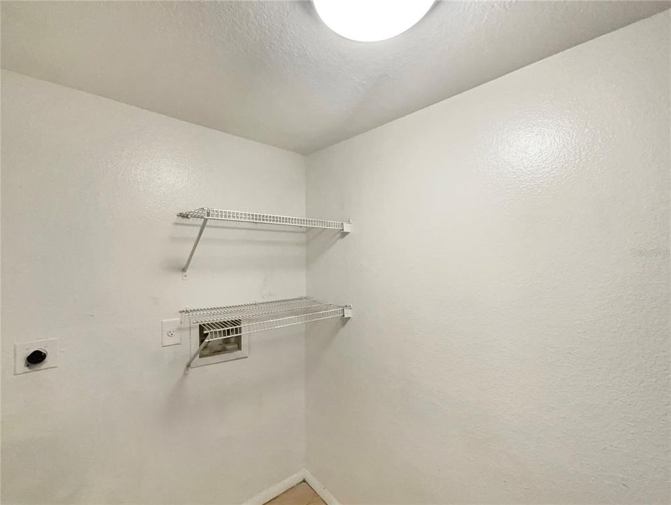 For Sale: $149,000 (2 beds, 2 baths, 1164 Square Feet)