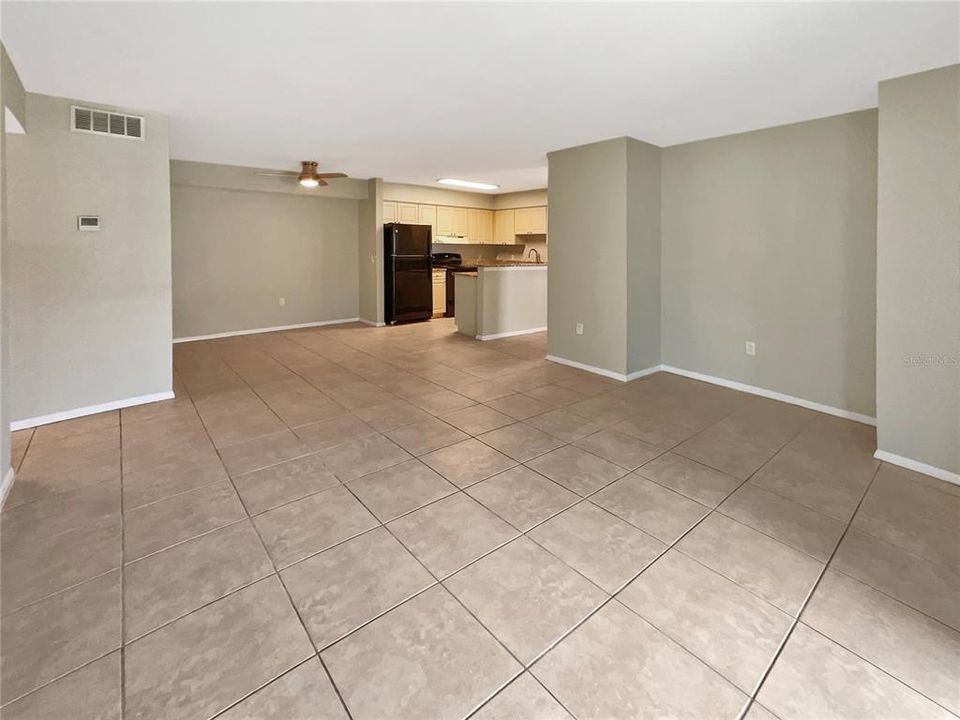 For Sale: $149,000 (2 beds, 2 baths, 1164 Square Feet)