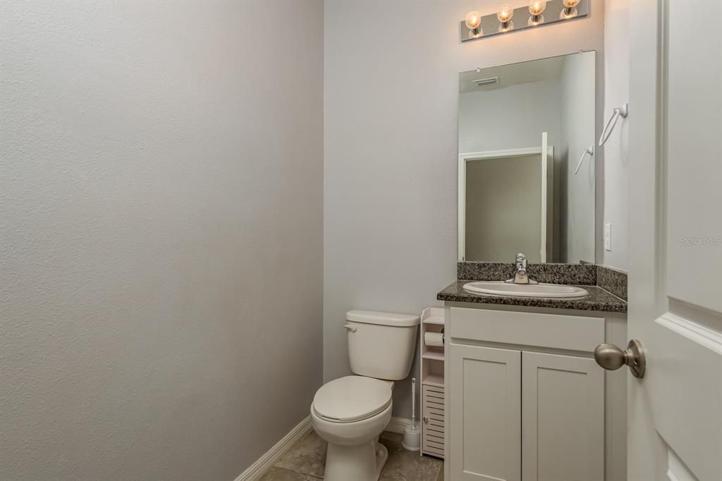 Active With Contract: $490,000 (4 beds, 3 baths, 2828 Square Feet)