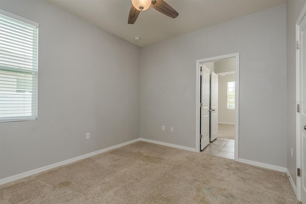 Active With Contract: $490,000 (4 beds, 3 baths, 2828 Square Feet)