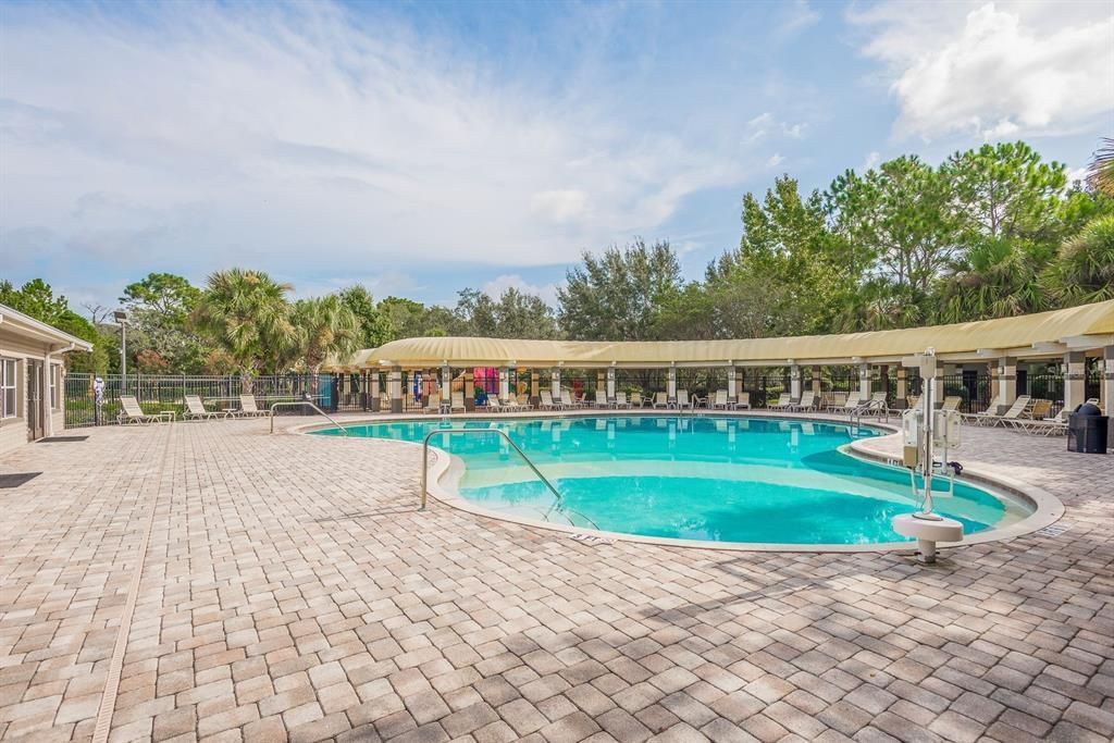Active With Contract: $490,000 (4 beds, 3 baths, 2828 Square Feet)