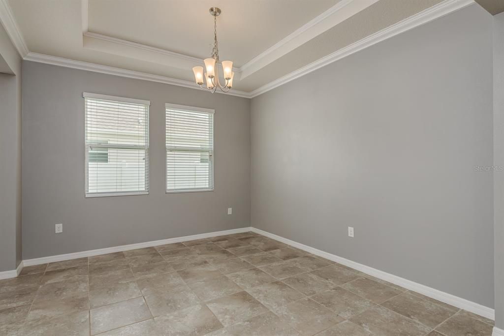 Active With Contract: $490,000 (4 beds, 3 baths, 2828 Square Feet)