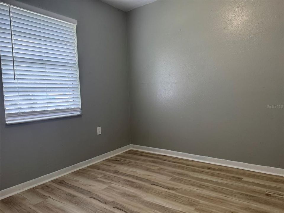 На продажу: $425,000 (6 спален, 0 ванн, 2440 Квадратных фут)