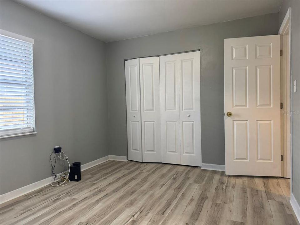 На продажу: $425,000 (6 спален, 0 ванн, 2440 Квадратных фут)