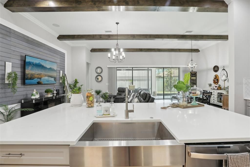 Active With Contract: $875,000 (5 beds, 4 baths, 3144 Square Feet)