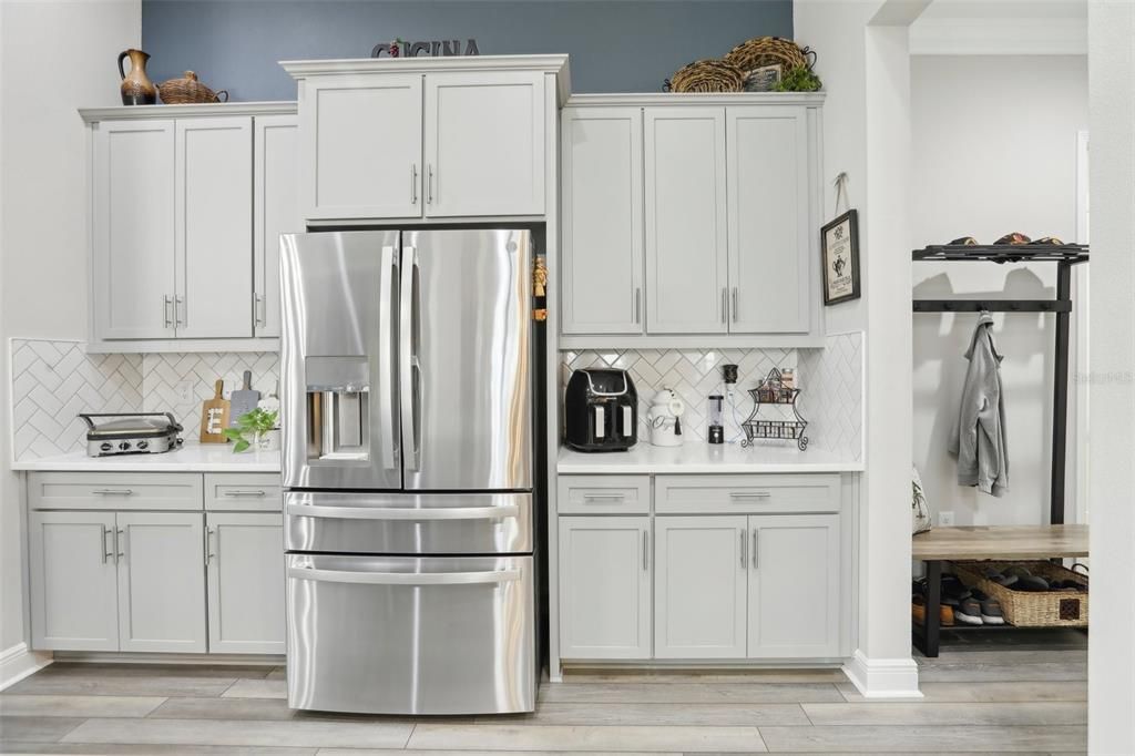 Active With Contract: $875,000 (5 beds, 4 baths, 3144 Square Feet)