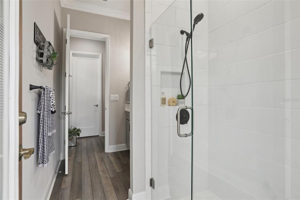 Active With Contract: $875,000 (5 beds, 4 baths, 3144 Square Feet)