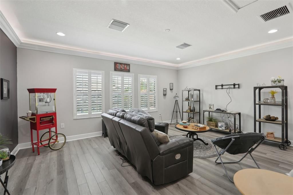 Active With Contract: $875,000 (5 beds, 4 baths, 3144 Square Feet)