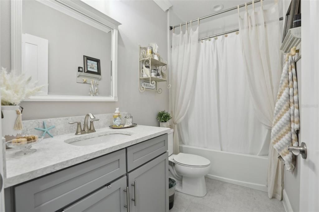 Active With Contract: $875,000 (5 beds, 4 baths, 3144 Square Feet)