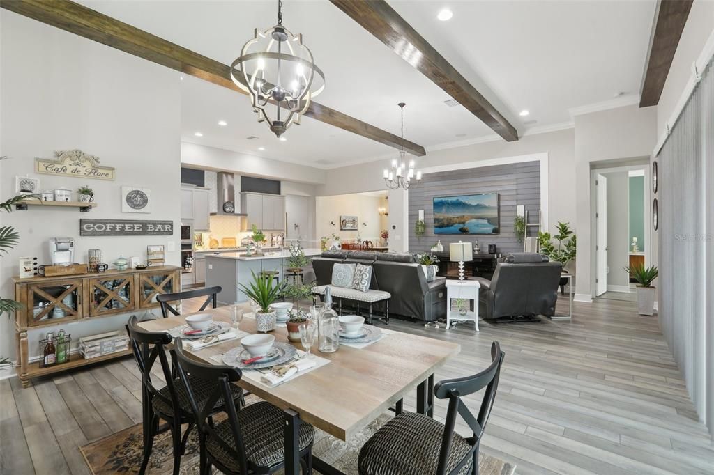 Active With Contract: $875,000 (5 beds, 4 baths, 3144 Square Feet)