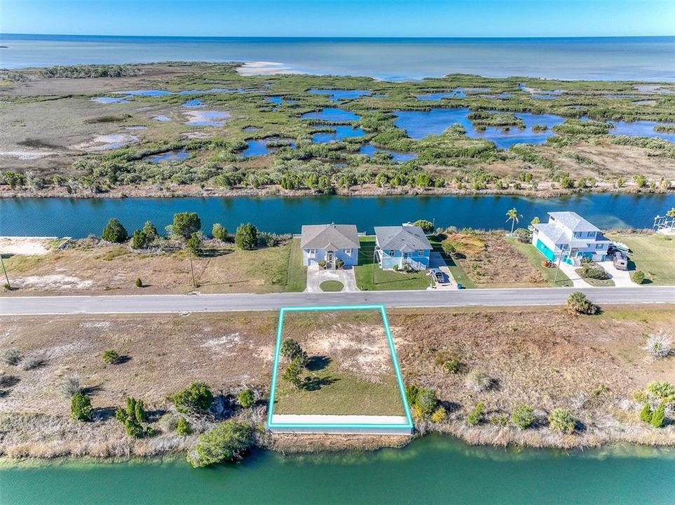 待售: $129,000 (0.16 acres)