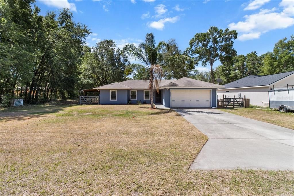 合同活跃: $299,000 (3 贝兹, 2 浴室, 1323 平方英尺)