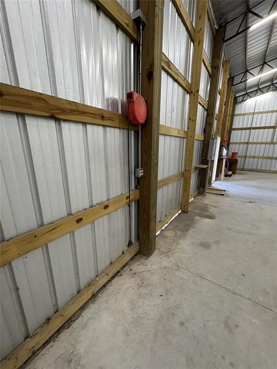 合同活跃: $299,000 (3 贝兹, 2 浴室, 1323 平方英尺)