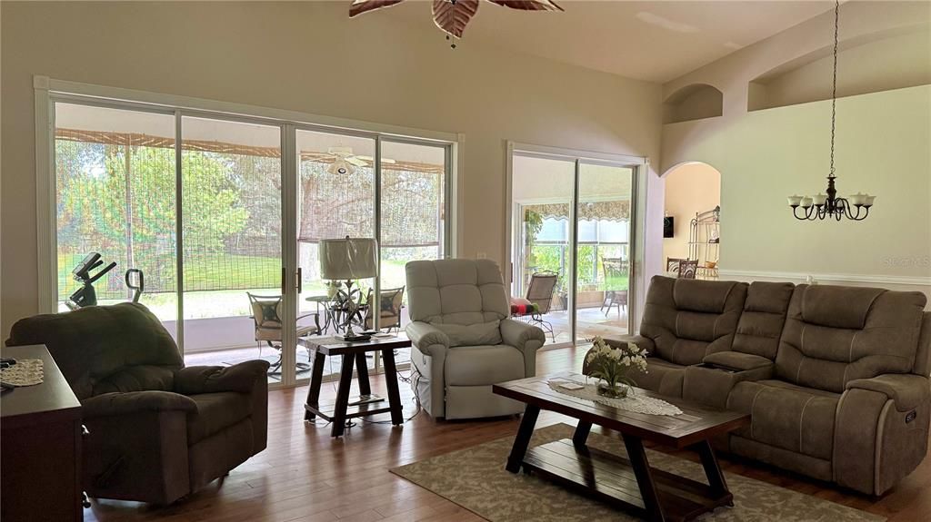 Active With Contract: $299,000 (2 beds, 2 baths, 1935 Square Feet)