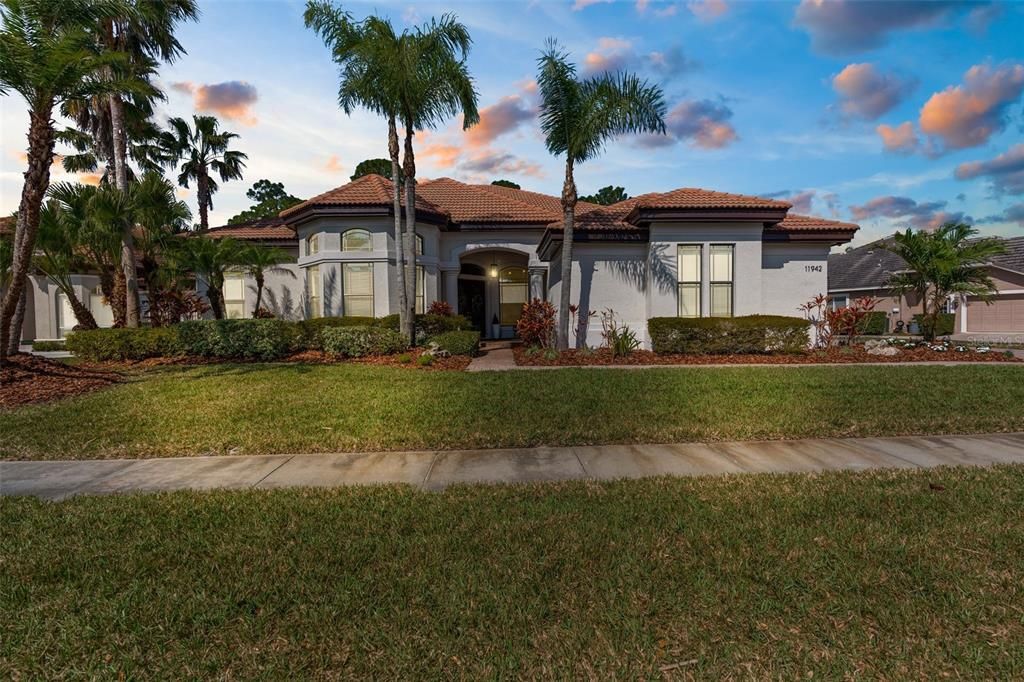 Vendido Recientemente: $1,230,000 (5 camas, 3 baños, 2993 Pies cuadrados)